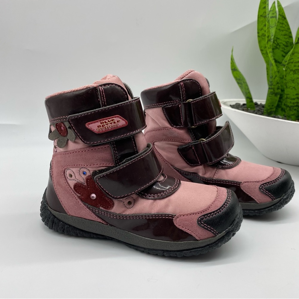 Blue Bottle Girls waterproof winter boots in Rosa with floral decals size EU28